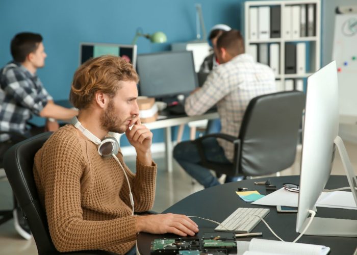 Primo contatto e analisi delle necessità aziendali